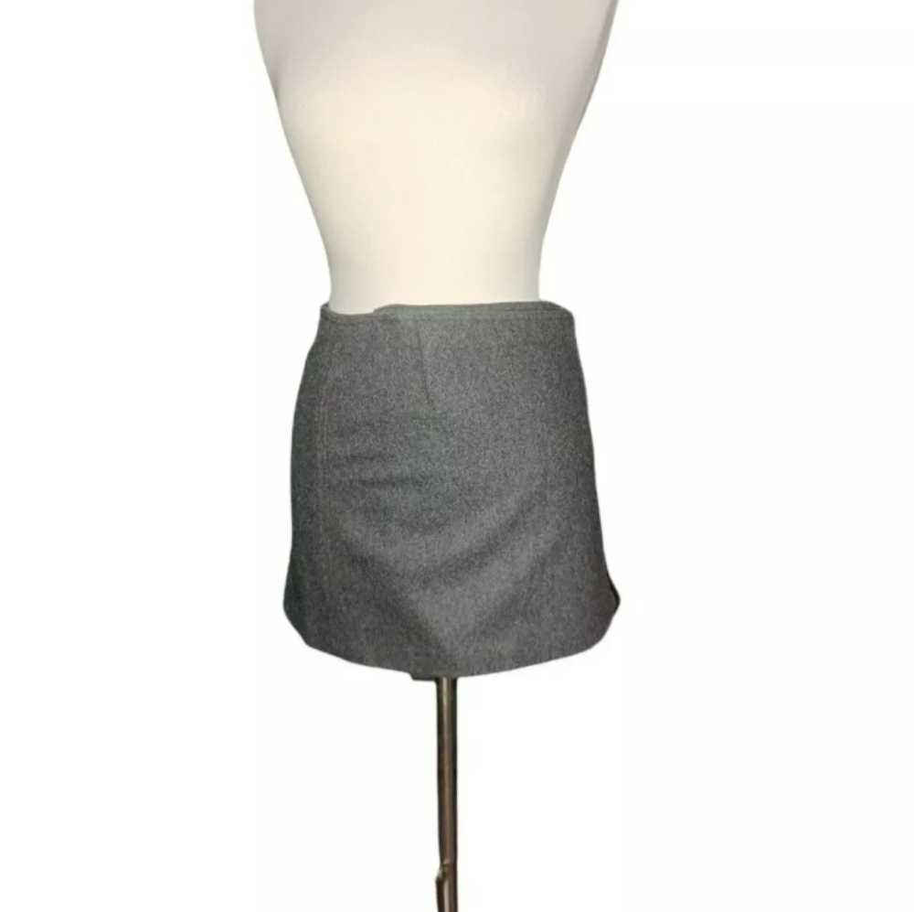 Express World Brand 3/4 Mini Skirt Gray Wrap Wool Blend. Dimensions wais…